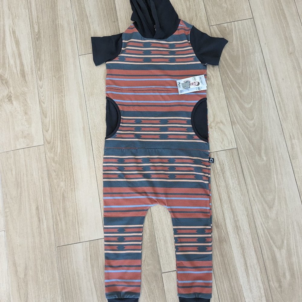 Hooded Southwestern Rag with Pockets